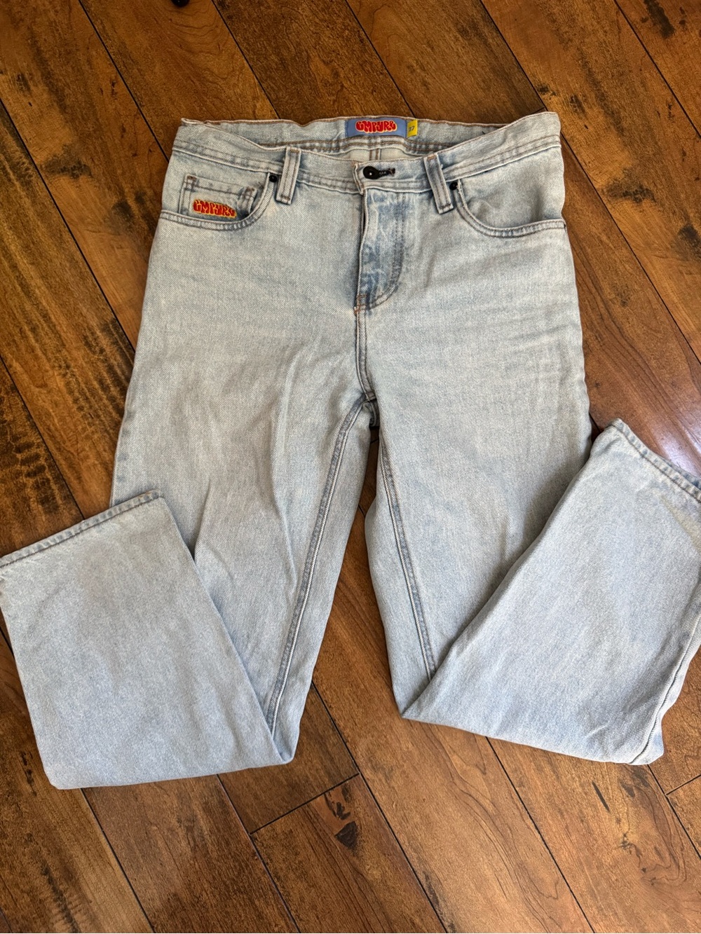 Empyre Light Wash Women’s Jeans